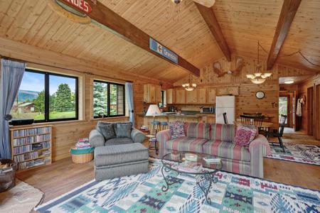 Home for Sale 25 Cottonwood Tr. La Veta, Colorado